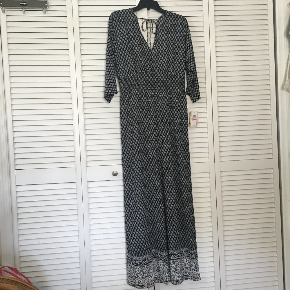 BeBop Jumpsuit XL Black White Elastic Waist V-neck and Tie Back Stretchy